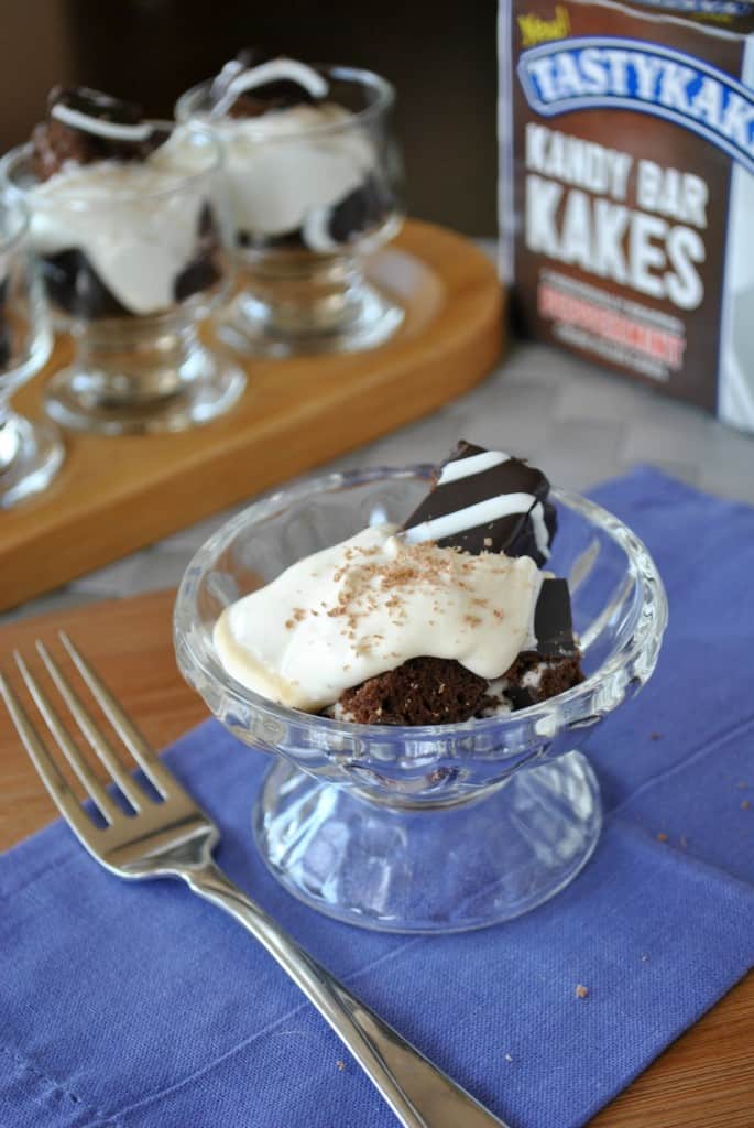 Peppermint Cheesecake Trifles from www.shugarysweets.com Peppermint Cheesecake Trifles