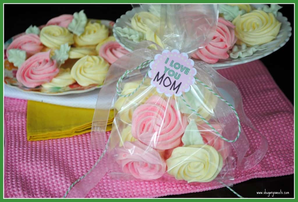 Meringue Roses from www.shugarysweets.com Meringue Roses