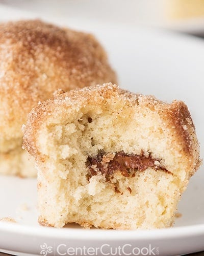 nutella-stuffed-cinnamon-sugar-muffins-7