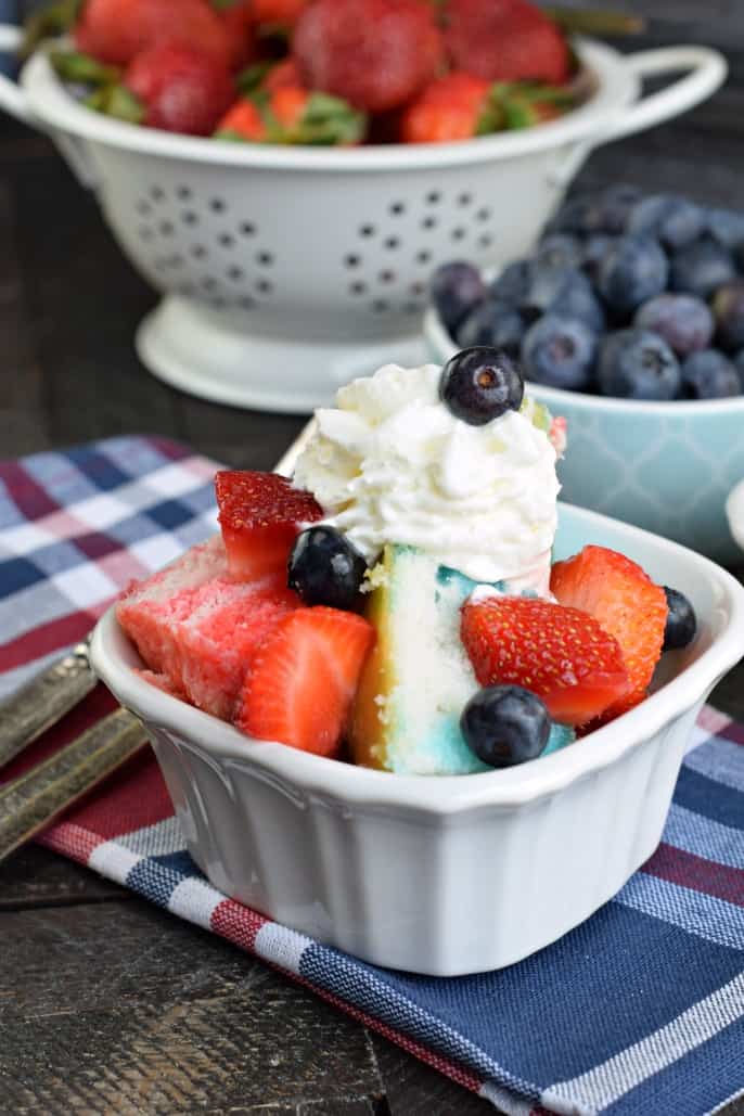 Easy JellO Cheesecake Trifle Recipe Shugary Sweets