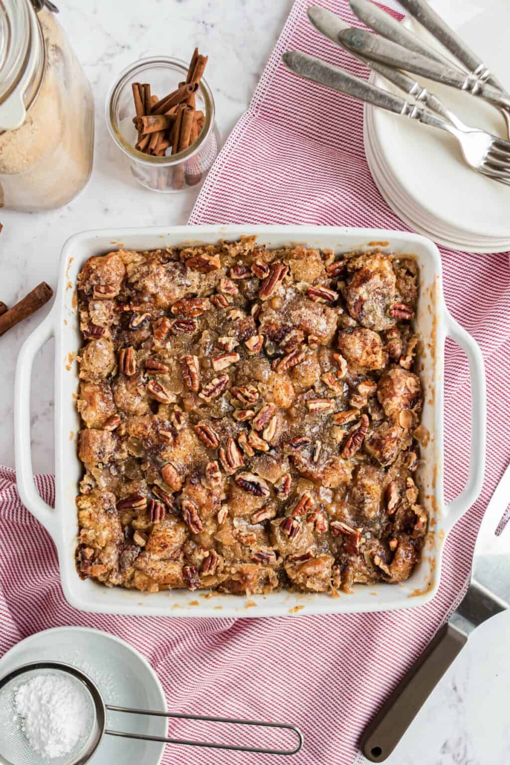 Christmas brunch ideas featuring festive dishes, savory delights, and sweet treats to elevate your holiday gathering.