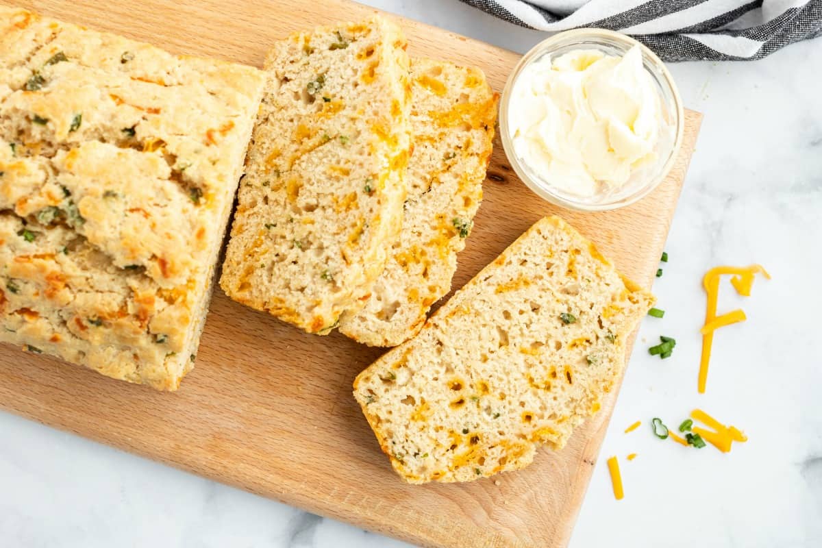 Cheesy Onion Beer Bread Recipe Shugary Sweets