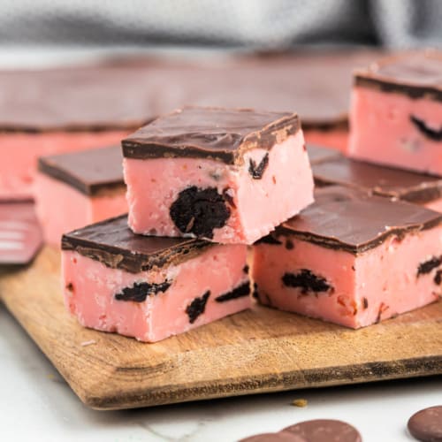 Cherry Fudge with dark chocolate looks and tastes like it came from a fancy candy store, but it takes just 15 minutes to make. A homemade fudge perfect for gifting, with real cherries in every bite!