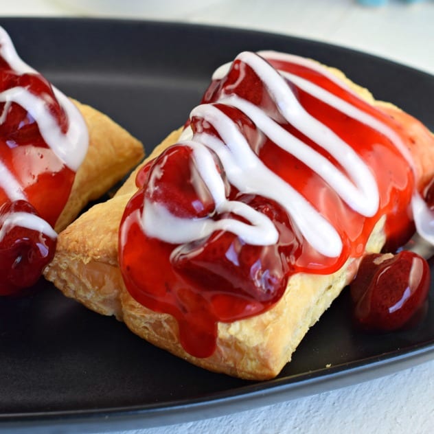 Easy, Delicious Strawberry Toaster Strudel Recipe Shugary Sweets