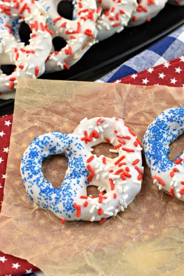 Red White and Blue Chocolate Covered Pretzels Recipe