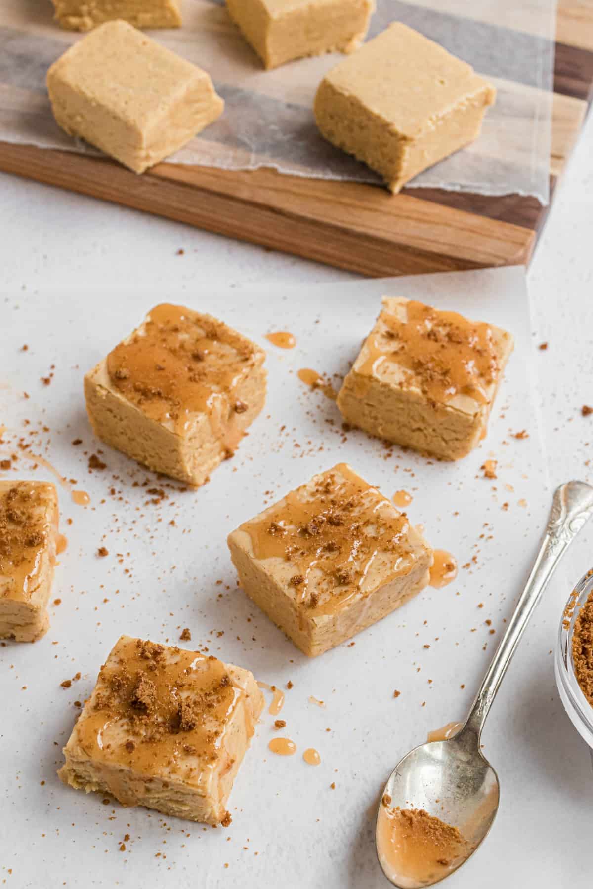 Pumpkin fudge with caramel and gingersnaps.