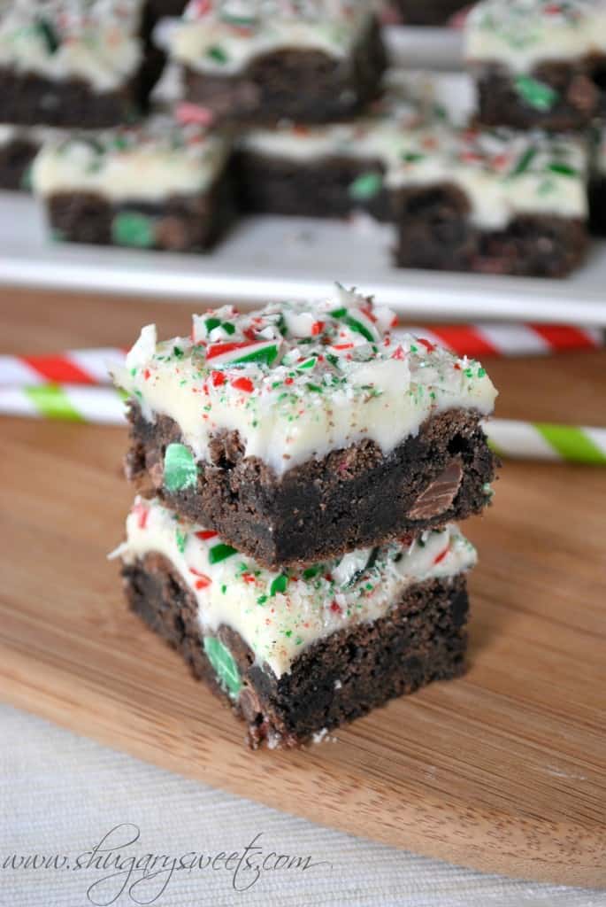 Candy Cane Oreo Cookies Bars - Shugary Sweets