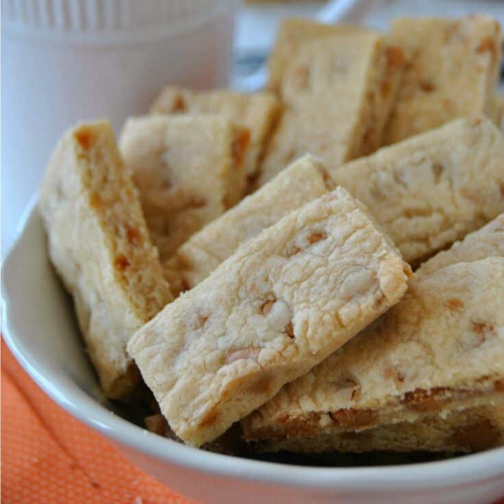 Butterscotch Shortbread Bars Recipe - Shugary Sweets