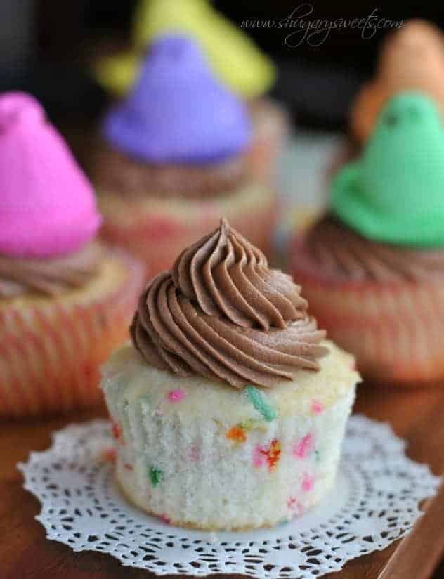 Funfetti Cupcakes with Chocolate Cream Cheese Frosting: the PERFECT, from scratch white cake recipe #cupcakes @shugarysweets