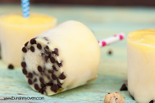 chocolate-chip-cookie-dough-pudding-pops-recipe-4