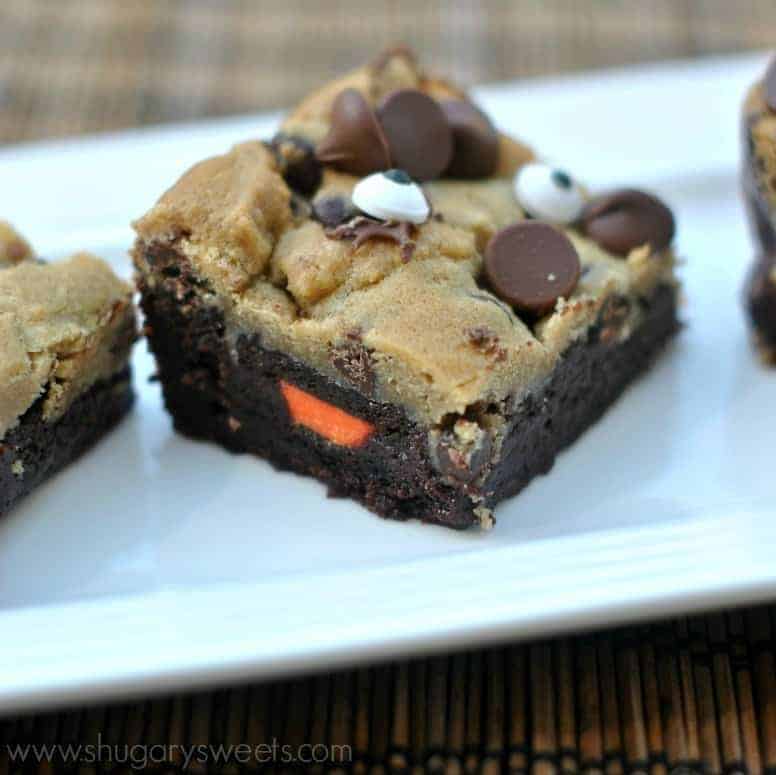 Halloween brookie with oreos and candy eyes.