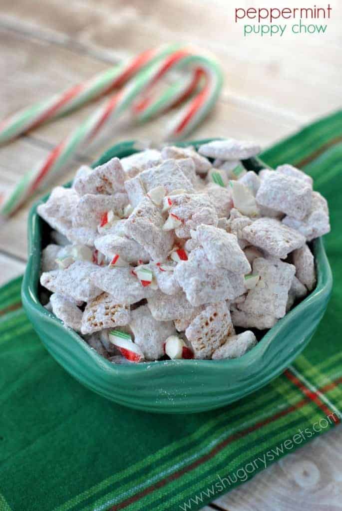 Peppermint Puppy Chow: Easy no bake muddy buddies recipe! Perfect for holidays! Peppermint Puppy Chow: Easy no bake muddy buddies recipe! Perfect for holidays!