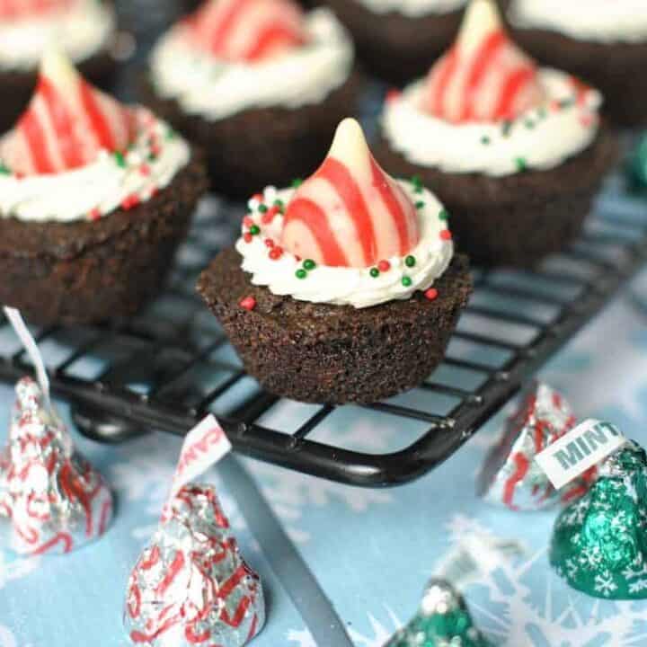 Peppermint Brownie Bites