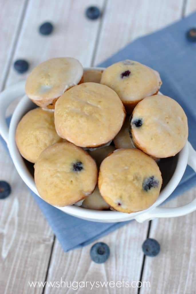 Blueberry Donut Muffins with Vanilla Glaze: little bites of deliciousness!