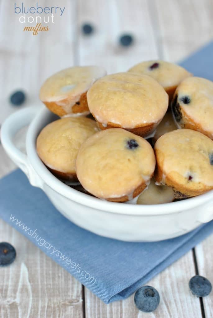 Blueberry Donut Muffins with Vanilla Glaze: little bites of deliciousness!