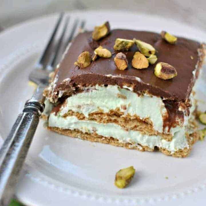 Pistachio Eclair Cake