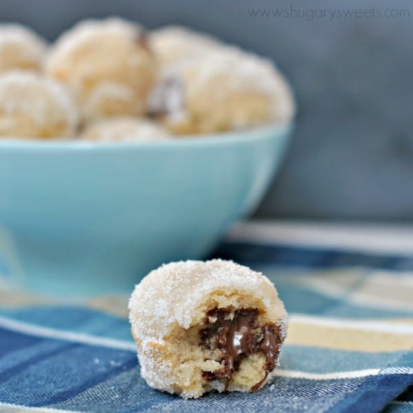 Nutella Stuffed Donut Holes: Sugar coated donut holes filled with nutella!