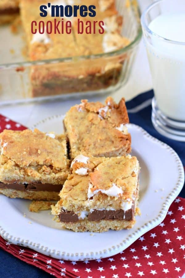 S'mores Cookie Bars are soft and chewy treats packed with graham crackers, marshmallow, and chocolate! These S'mores Bars are easy and delicious!