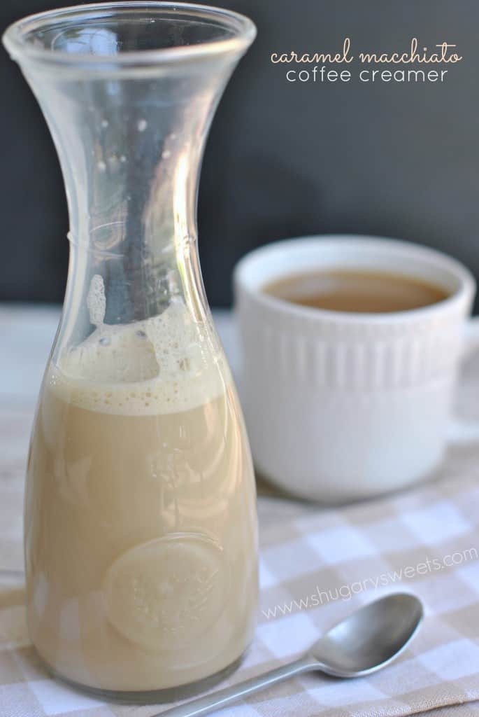 Homemade Caramel Macchiato Coffee Creamer: so easy to make at home, and DELICIOUS too!