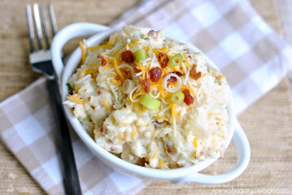 Loaded Potato Salad: easy potato salad recipe packed with your favorite toppings: cheese, bacon and onion!