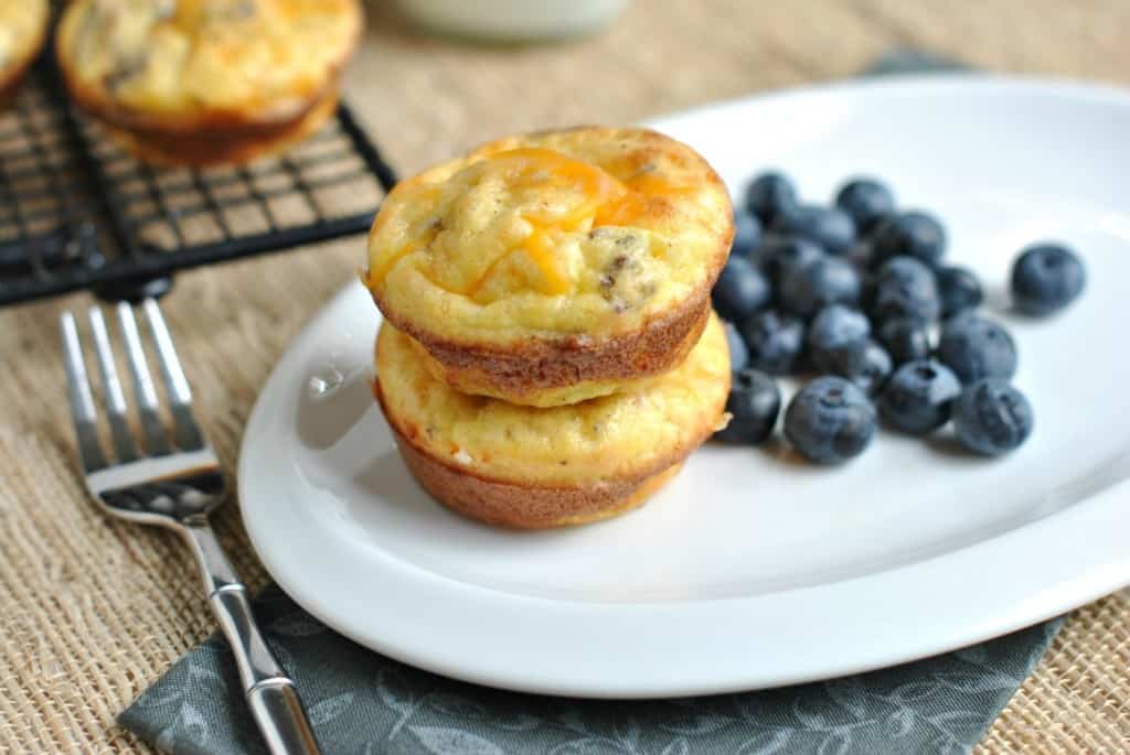 School mornings are busy enough. Why not enjoy some of these no-crust quiche. Make ahead and freeze #bacon 