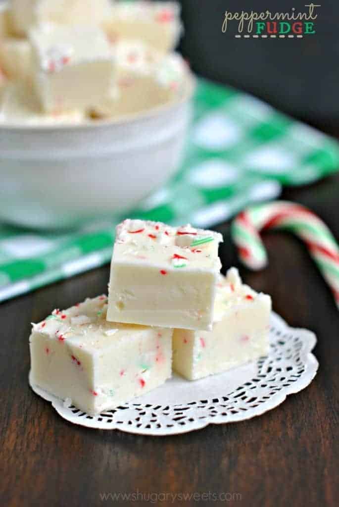 Candy Cane Fudge: a sweet fudge packed with crushed peppermint candy canes. Fun and festive for Christmas gift giving! #christmascandy #fudge