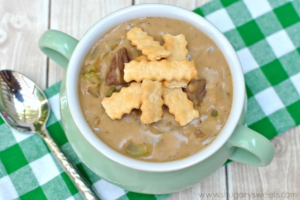 Beef Pot Pie Soup: comfort food in a bowl! Don't forget the pie crust strips on top!