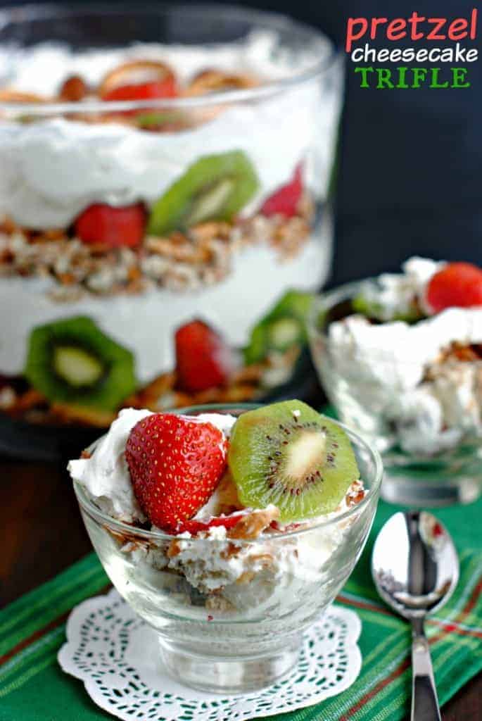 holiday cheesecake trifle