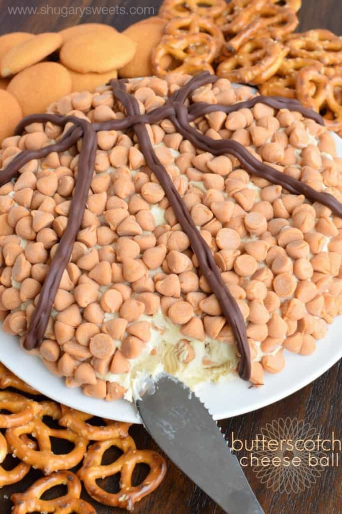 This Butterscotch cheese ball is loaded with flavor and perfect for #marchmadness. Not a fan of basketball? Skip the chocolate lines and enjoy the treat!