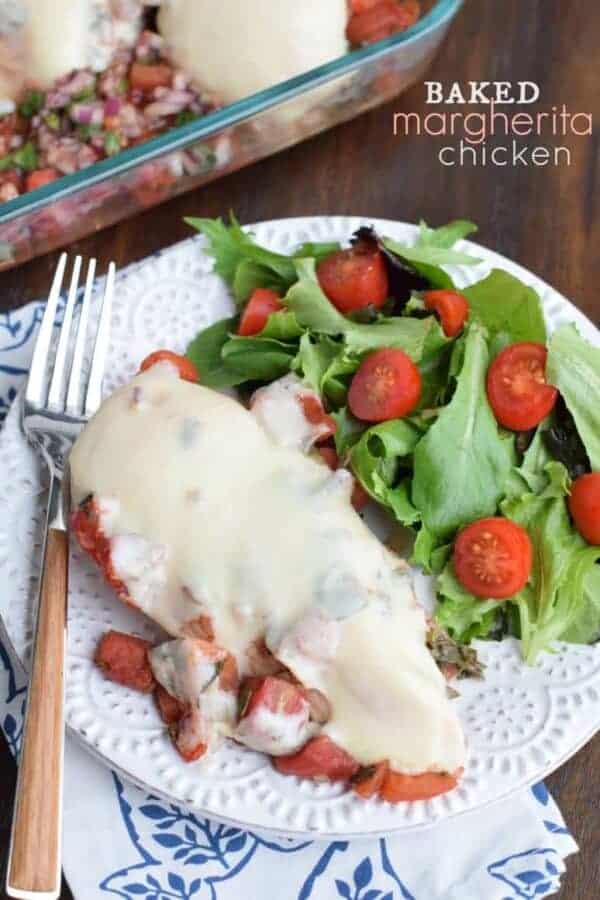 Baked Margherita Chicken: easy to prepare and makes a delicious dinner idea! Serve with salad or pasta!