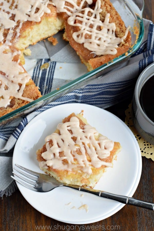 A delicious Cinnamon Apple Coffee Cake with the texture and flavor of cinnamon rolls! No need to shape or knead the delicious dough!