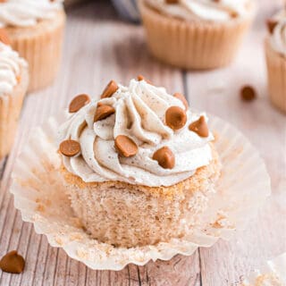 Looking for a delicious, from scratch spice cupcake recipe? These Cinnamon Spice Cupcakes with sweet cinnamon buttercream frosting are homemade and absolutely wonderful!