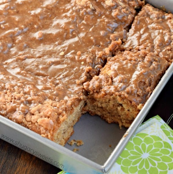 This sweet Cinnamon Maple Coffee Cake recipe is the perfect breakfast solution! With a slightly chewy texture like a cinnamon roll, it's the maple glaze and streusel topping that wins you over!