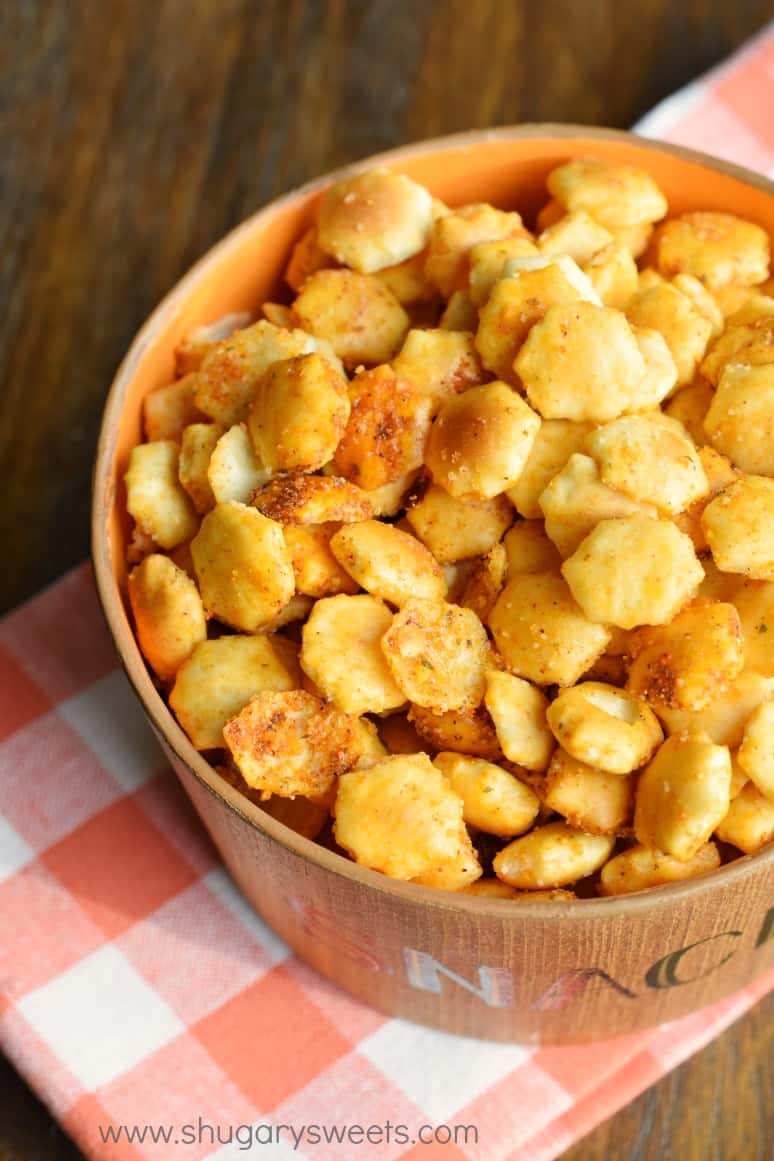 3 ingredients and no oven needed (made in a paper bag). This Taco Seasoned Oyster Crackers recipe is a great alternative to chips and pretzels! 