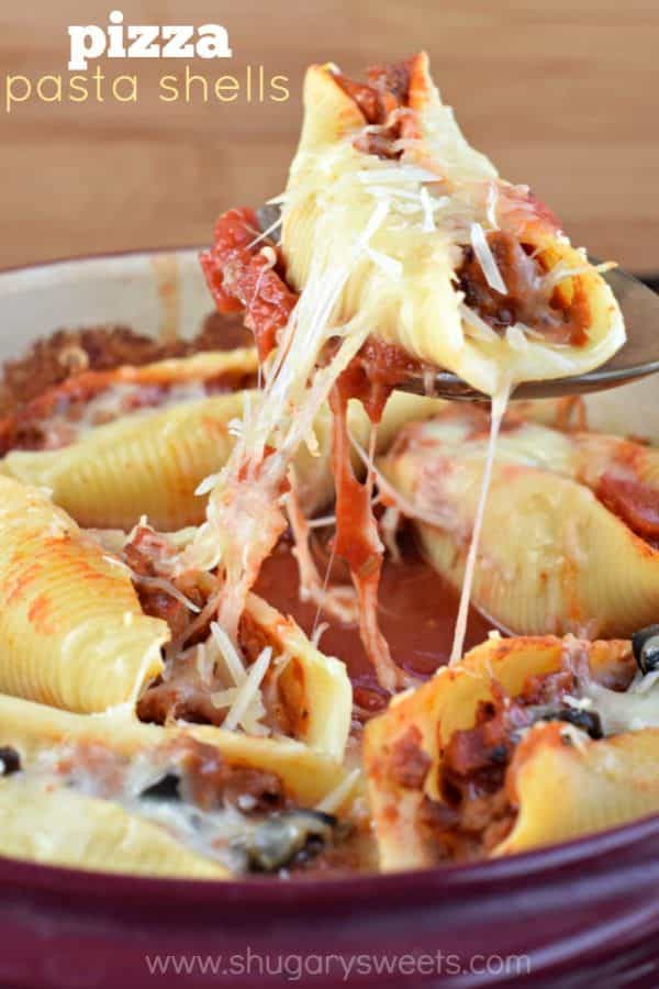 If you love easy, delicious dinner ideas, these Pizza Stuffed Pasta Shells are for you! All the great flavor of a pizza, in a make ahead (freezer friendly) pasta dish!