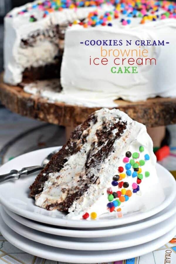 Cookies and Cream Brownie Ice Cream Cake: the perfect dessert recipe!