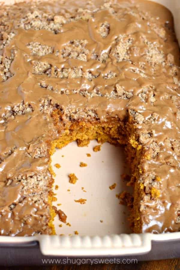 Pumpkin Streusel Coffee Cake with Maple Glaze is the perfect fall treat. Whether for breakfast or dessert, indulge in this delicious recipe today!