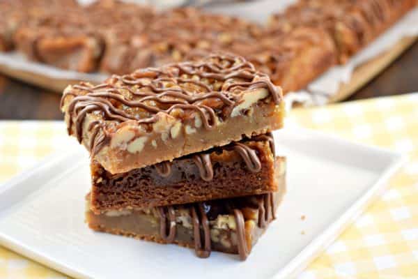 Chewy, nutty Pecan Pie Blondies are the perfect Fall treat! Or bake them all year long!