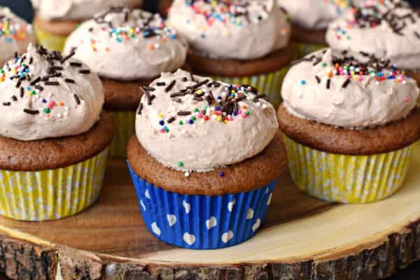 Chocolate Pudding Cupcakes: so moist and delicious you won't know they started from a boxed mix! 