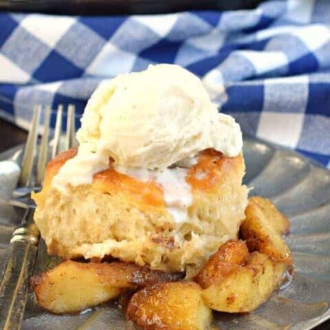 Skillet Apple Cobbler