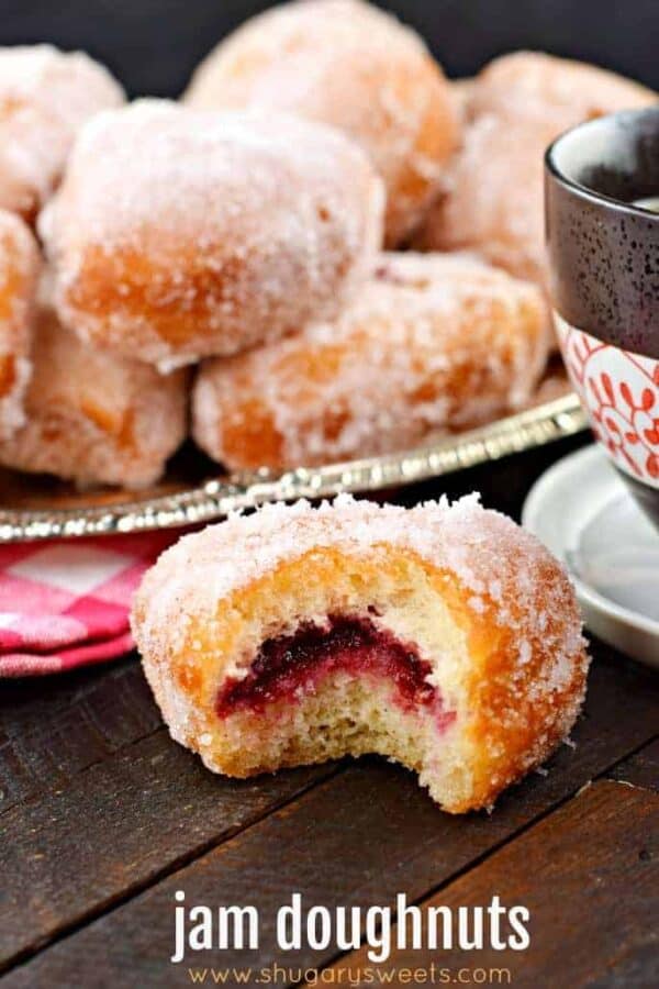 Jam filled Doughnuts #breakfast #doughnuts #donuts #princesscruises #ad #pastries #fromscratch #bakingrecipes 
