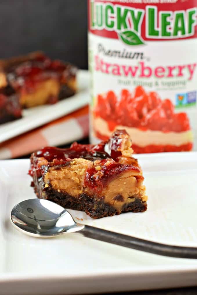 Peanut Butter and Jelly Brownies #luckyleaf #piefilling #chocolate #brownies #peanutbutter #jelly #sponsored