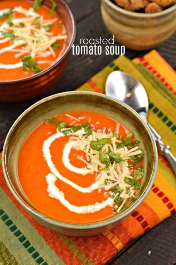 Roasted Tomato Soup #freshingredients #soup #comfortfood #tomatosoup #weeknightdinner 