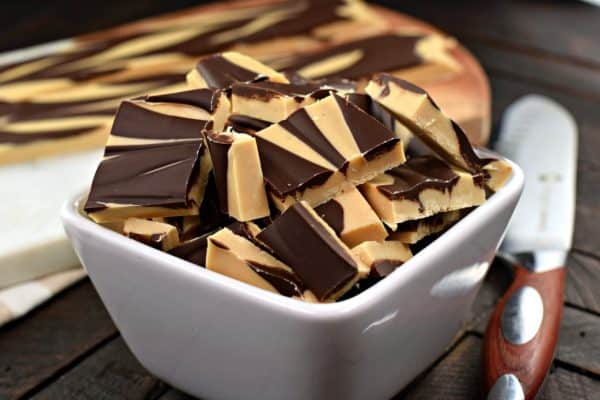chocolate peanut butter fudge, chocolate, peanut butter, fudge, candy, white chocolate, tiger butter, homemade, swirls
