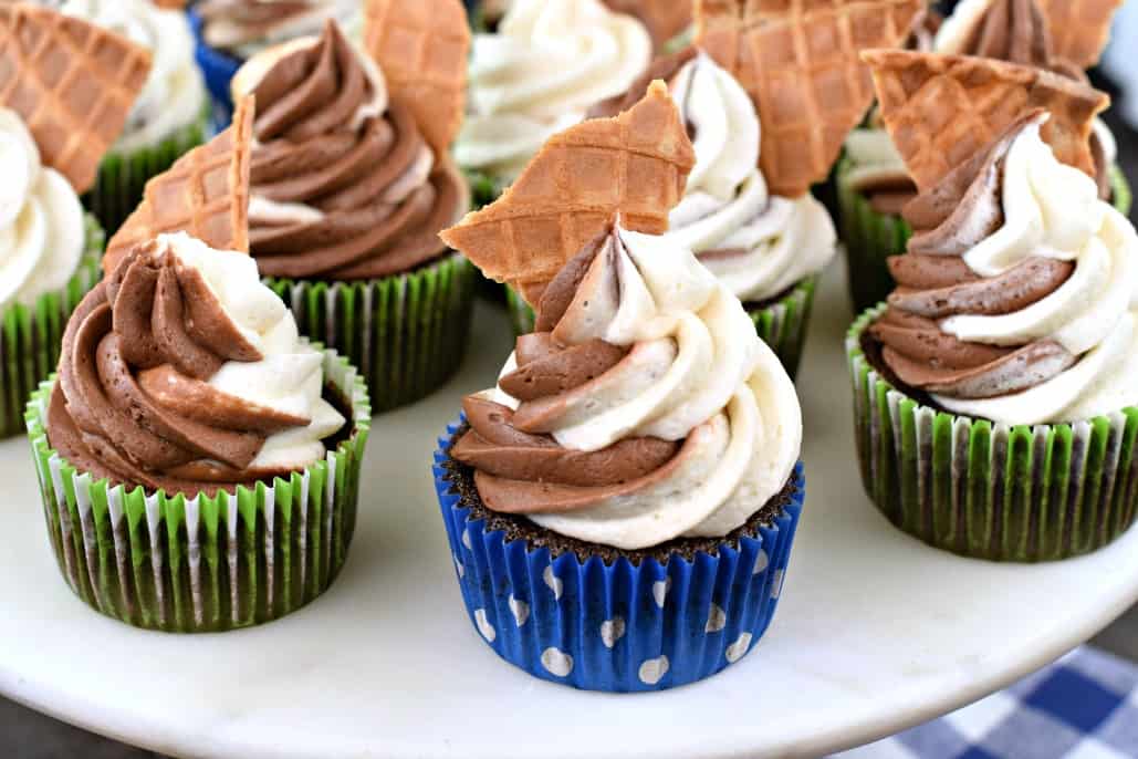 Chocolate Vanilla Swirl Buttercream Frosting Recipe