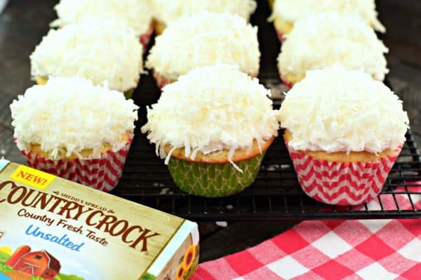 Lemon Coconut Cupcakes with lemon curd