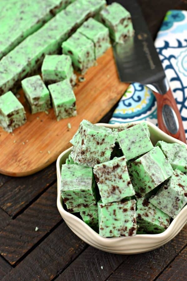 Pieces of Mint Chocolate Oreo Fudge in bowl