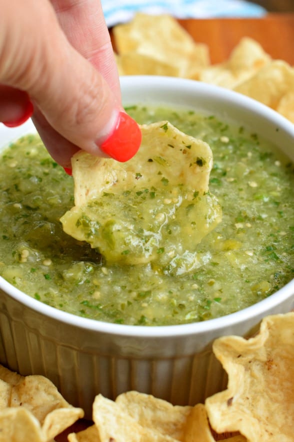 Easy Blender Tomatillo Salsa Verde Recipe