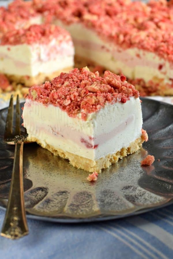 Easy No Bake Strawberry Shortcake Ice Cream Bars Recipe
