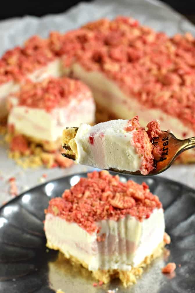 Easy, impressive 5 ingredient No Bake Strawberry Shortcake Ice Cream Bars recipe. Delicious summer dessert that tastes like the Good Humor Shortcake Bar from childhood! Only better!